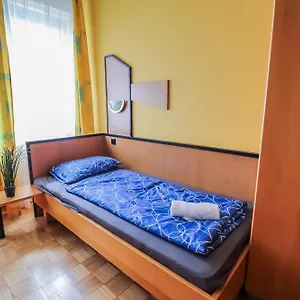  Privatunterkunft Cozy - U3 Hutteldorferstrasse